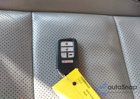 2016 Honda Pilot Elite z USA, uszkodzony, nr VIN 5FNYF6H00GB073552